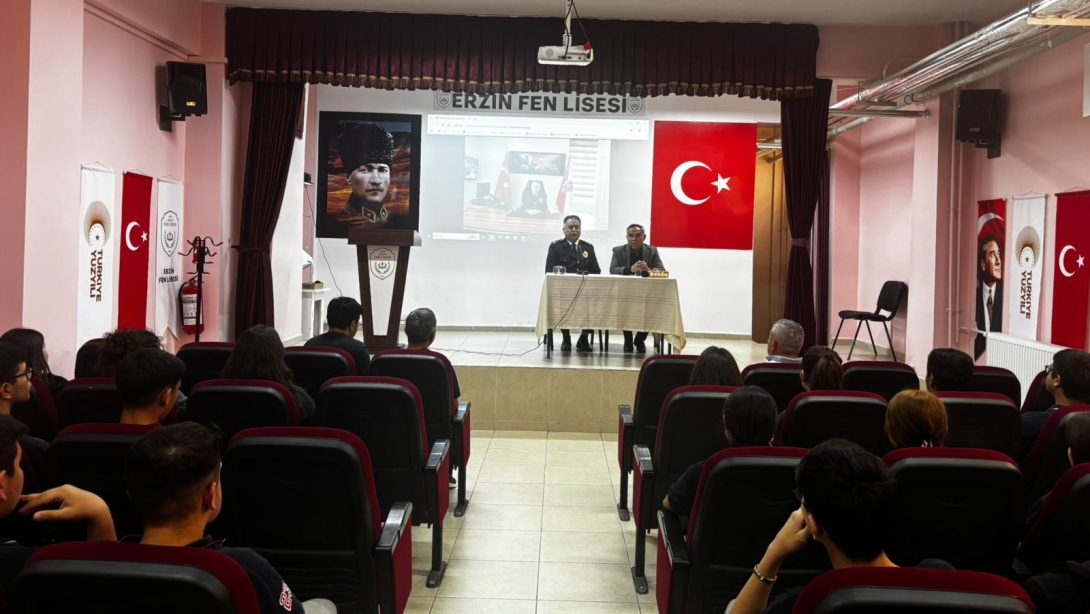 Erzin İlçe Emniyet Müdürümüz Sayın İsa ARSLANTAŞ ile Kariyer Günleri etkinlikleri yapıldı.