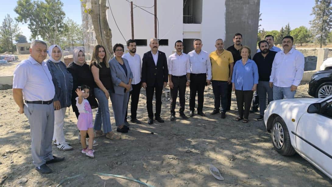 Öğretmenevi ve Akşam Sanat Okulu binası, Adalet ve Kalkınma Partisi Hatay Milletvekili Sayın Kemal KARAHAN ve ilçe teşkilatı tarafından ziyaret edildi.