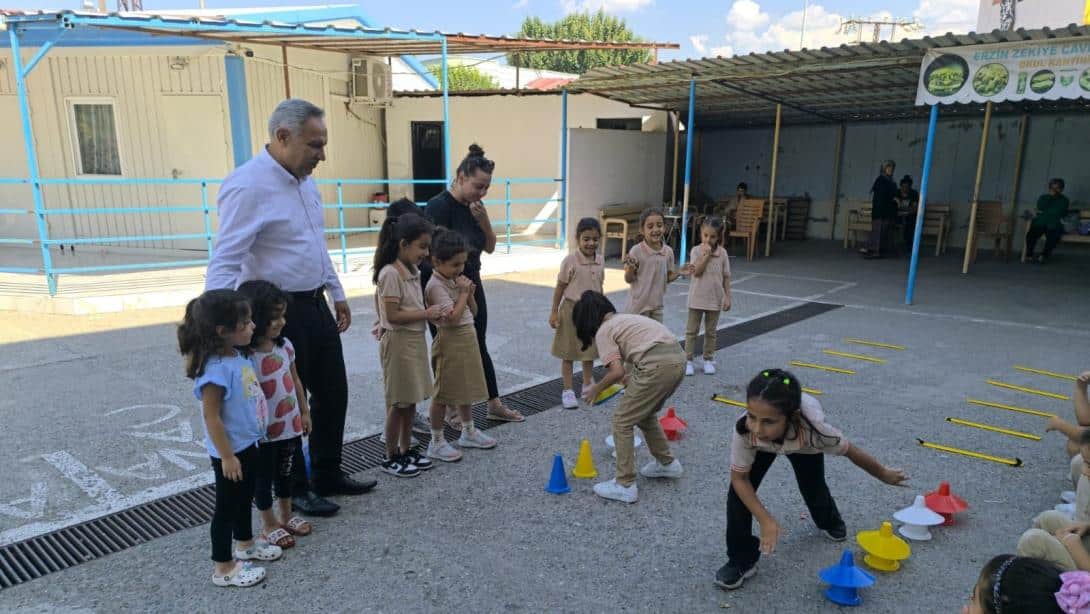 Zekiye Cavidan Özmen İlkokulu'nu ziyaret edildi.